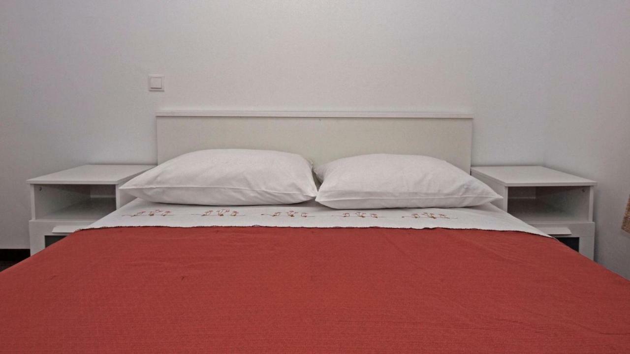 Apartments Mare Водице Екстер'єр фото
