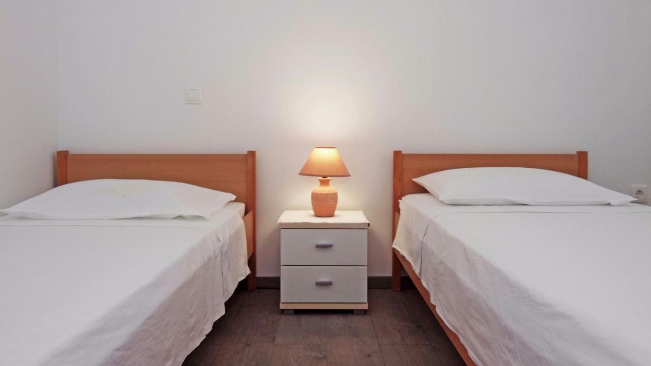 Apartments Mare Водице Екстер'єр фото