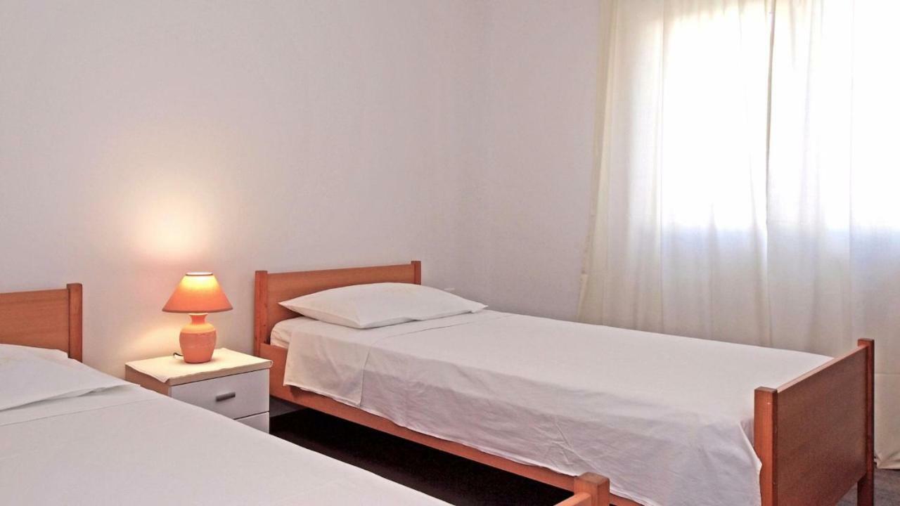 Apartments Mare Водице Екстер'єр фото