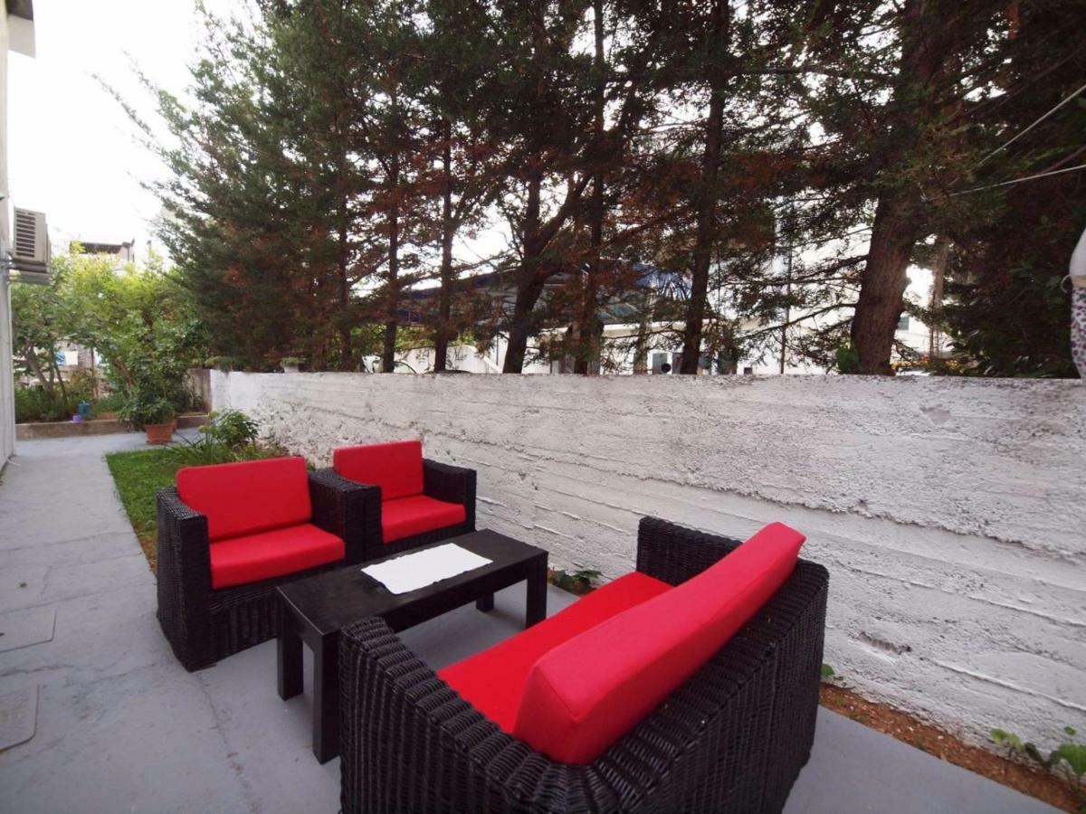 Apartments Mare Водице Екстер'єр фото
